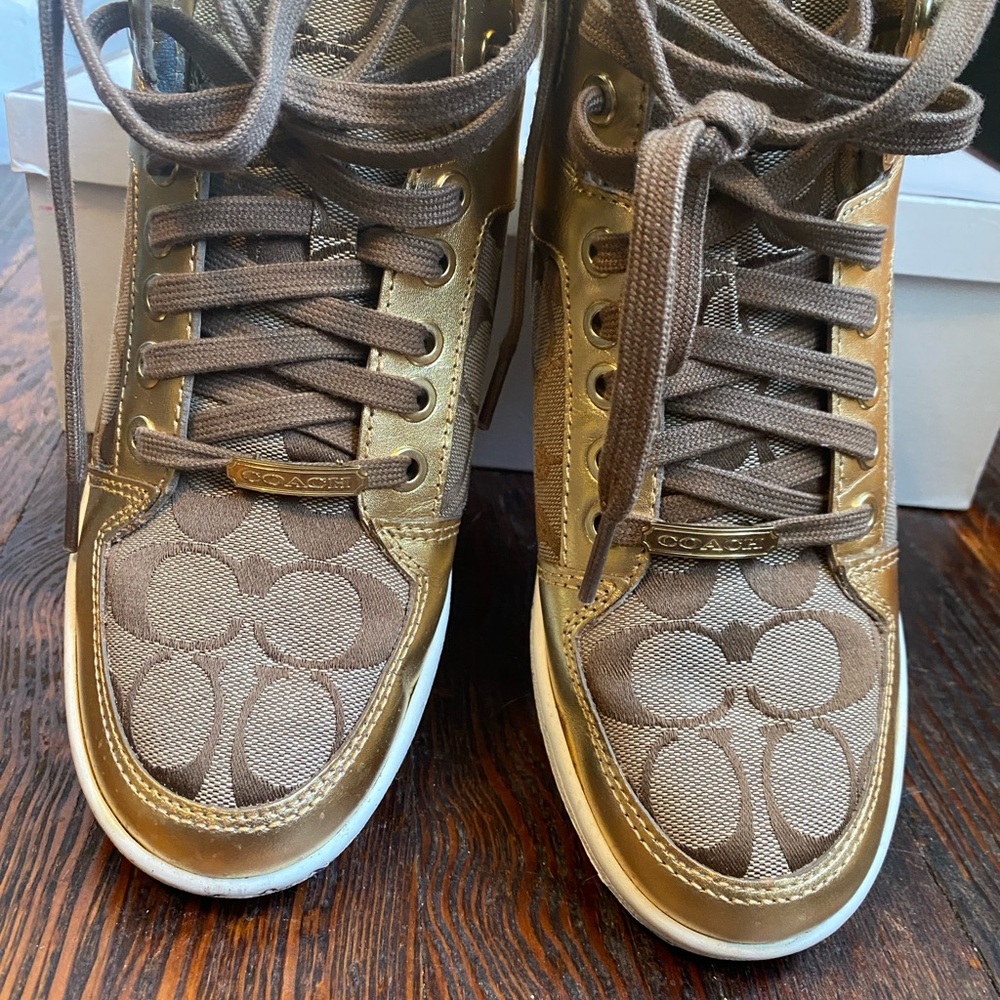 Coach Coach Coach Sneakers in Box!